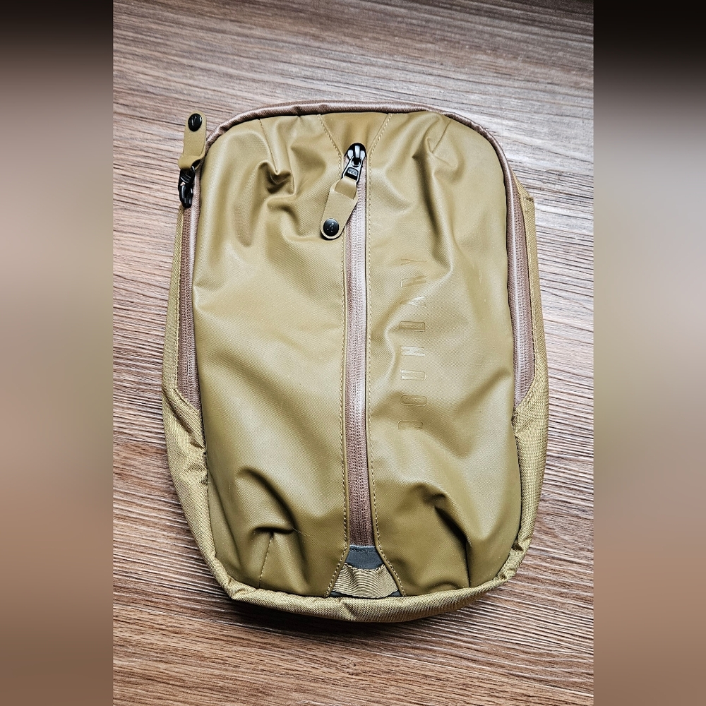 Boundary Supply Aux Compartment/Sling 4L